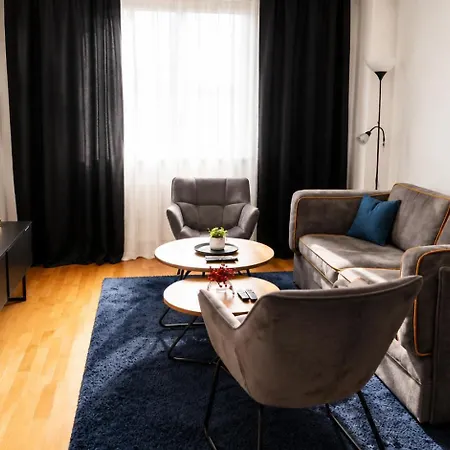 Perfect Location - Self Check-in - Free Parking - Balcony View - Fast Wifi Апартаменты Скопье